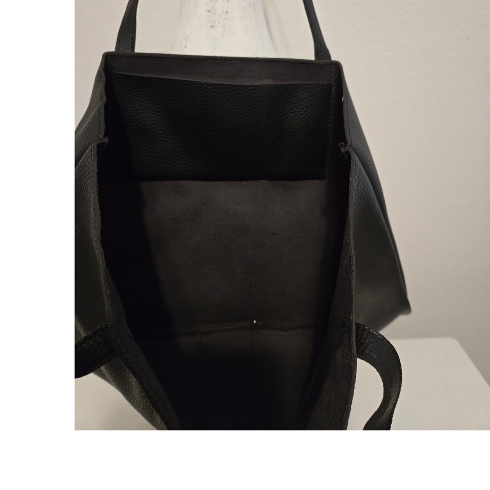 VINCE CAMUTO - BLACK/GRAY PEBBLE  LEATHER TOTE BAG - Picture 3 of 5